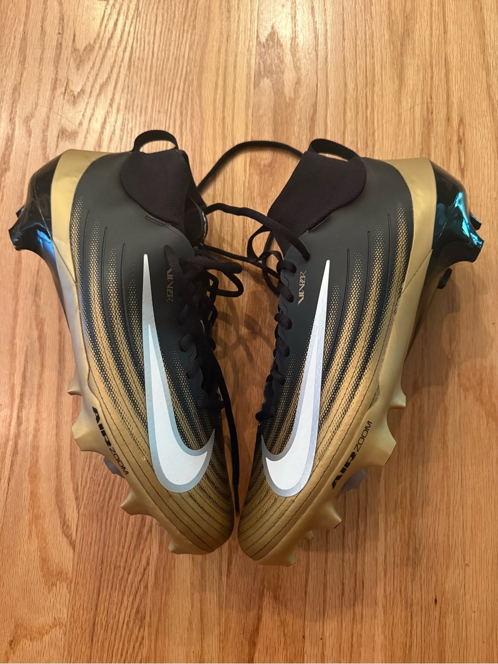 New Nike Vapor Pro 1 Football Cleats Black/Metallic Gold FB3298-003 Men’s 11
